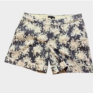 Dear John  Size 31/ 10 Floral Patterned‎ 5" inseam